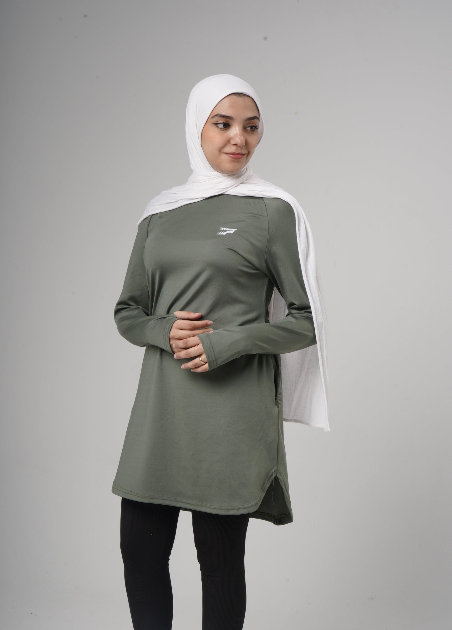 Essential training top -Olive