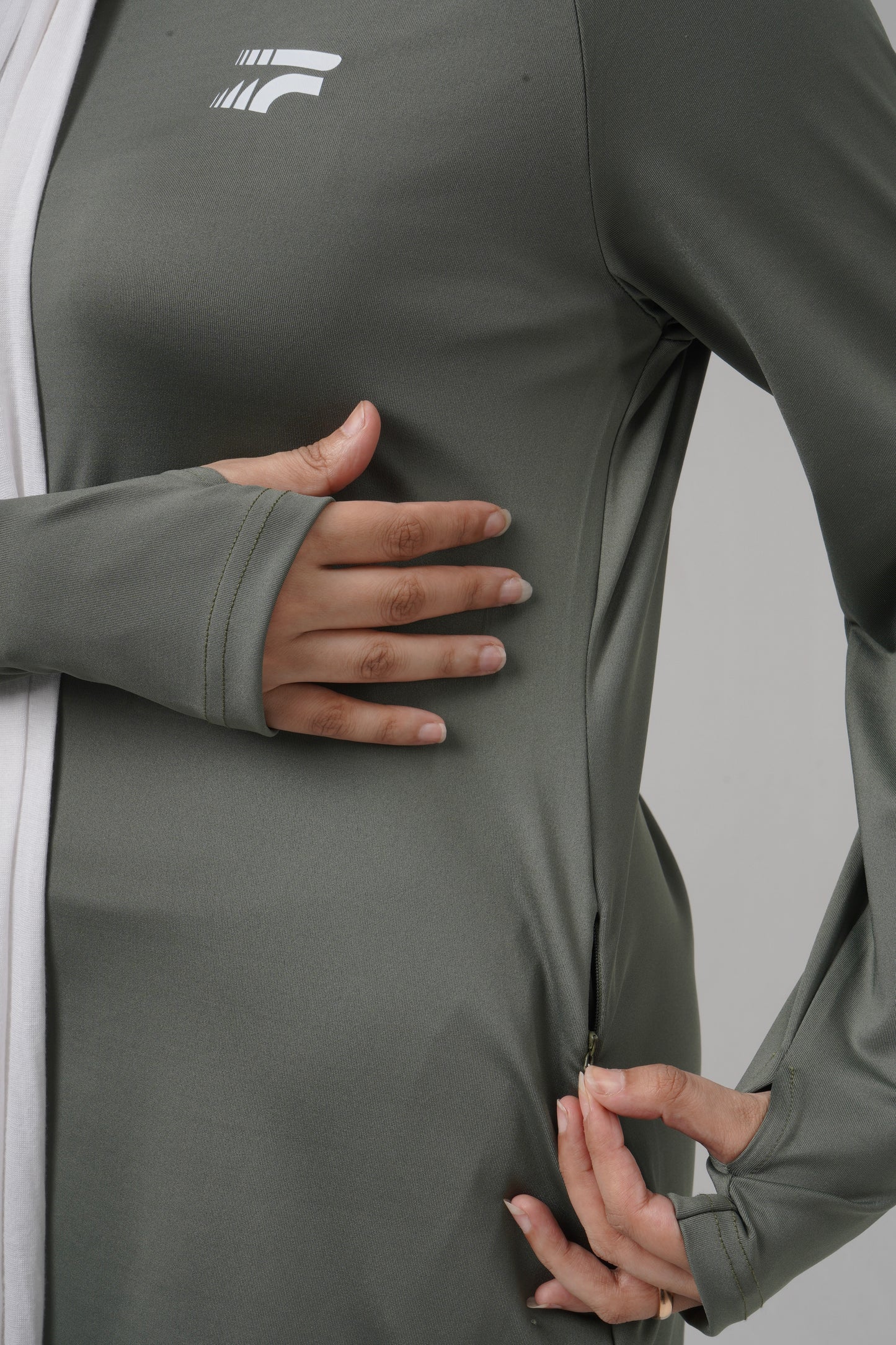 Essential training top -Olive